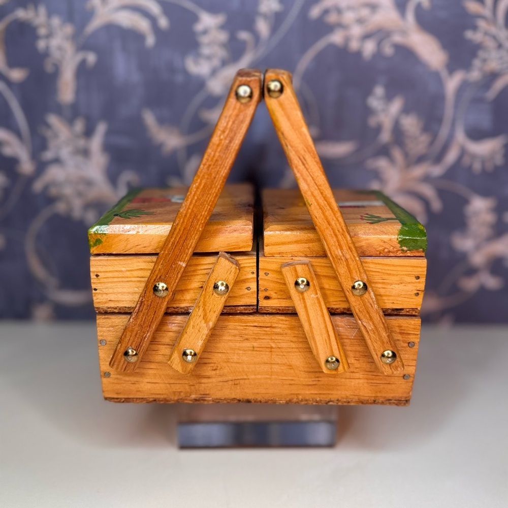 Vintage Mexican Folk Art Two Tier Wooden Sewing Box - Picture 8 of 13